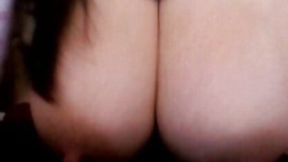 Spreidbenen handjob Blond Op gratis nl sexfilms de bank