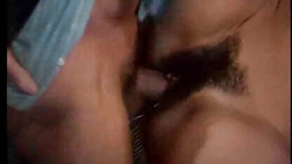 Twee beroemde mannen sloegen bodybuilders aan. gratis oma sex film