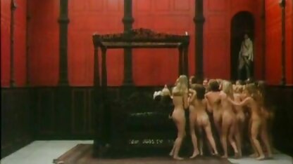 Angela met grote nederlandstalige sex films tieten geil