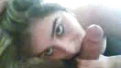 Roodharige Zoe zuigt pikpov gratis sexfims kijken hard.