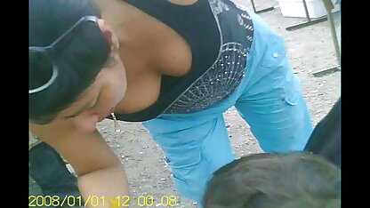 Beauty leona stroking tool vagina vibrator vieze sex films en tandvlees