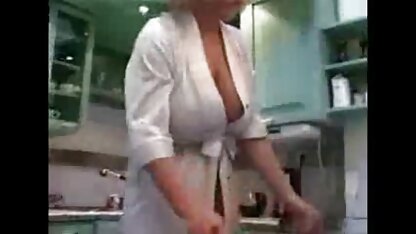 Mannen die de liefde bedrijven is geweldig en nieuwe sex film de twee geliefden ontspannen nudisten