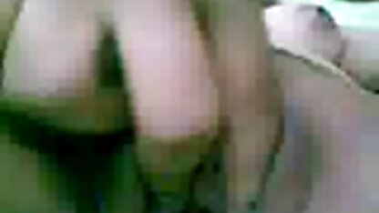 Een man gratis sexfilms 123 besteedt aandacht aan het geslacht van mooie meisjes