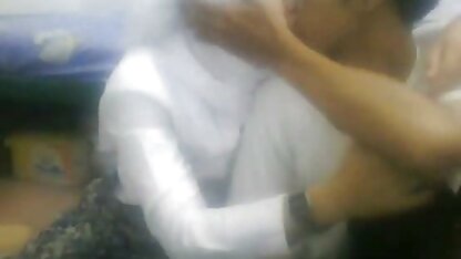 Bazen neuken met blonde sex film tiener meisjes op desktop