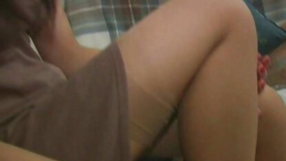 Busty nymph freed sucking strapon sex film gratis kijken