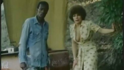 Mensen gratis sexsfilms kijken kijken naar Old grunt fucking MILF